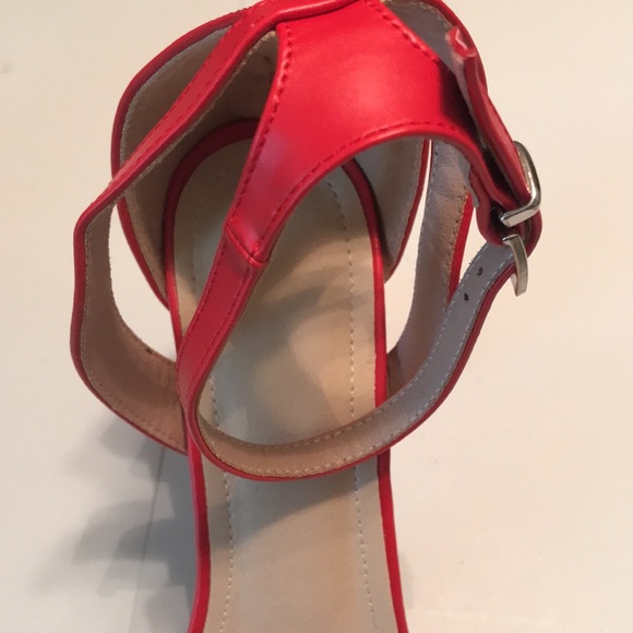 Red Heels NWOT EU 41 (10.5) - Picture 4 of 6